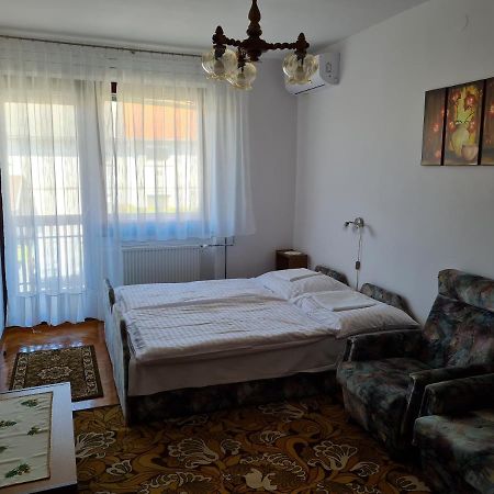 Gyoengyvirag Apartman Lenti Zewnętrze zdjęcie