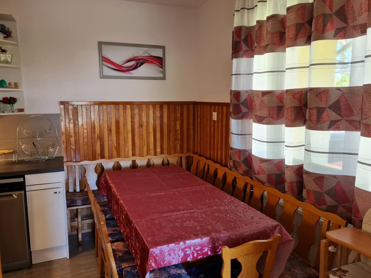 Gyoengyvirag Apartman Lenti Zewnętrze zdjęcie