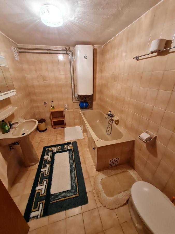 Gyoengyvirag Apartman Lenti Zewnętrze zdjęcie